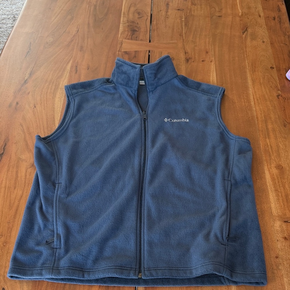 Columbia Navy Blue Zip-Up Fleece Vest